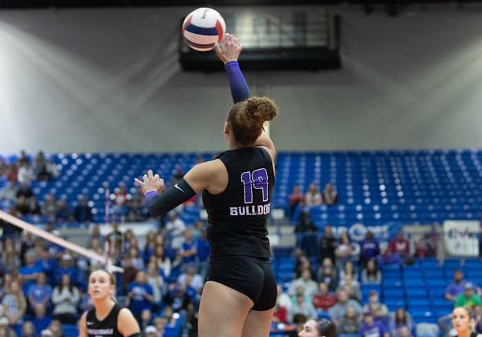 Fayetteville-Conway Volleyball Final__00087